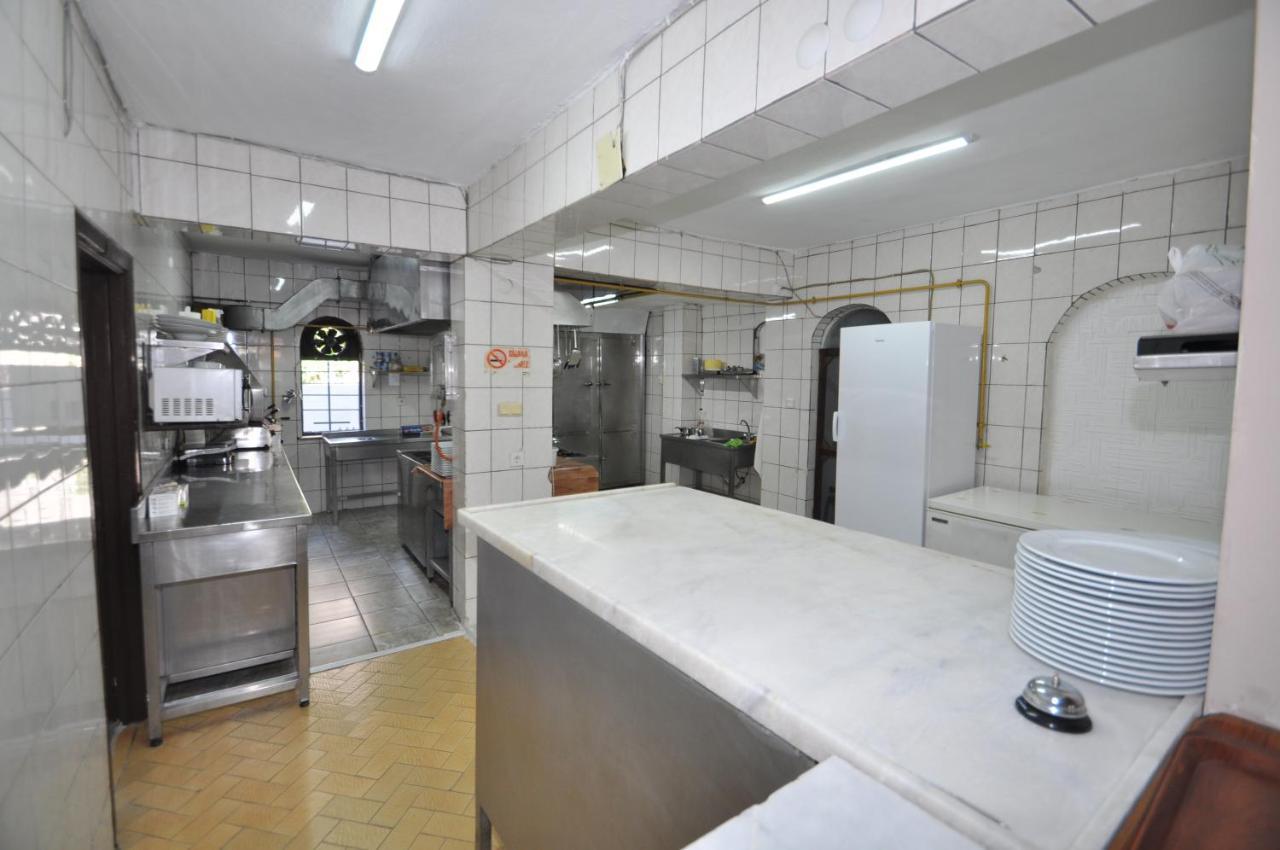 Defne & Zevkim Hotel Marmaris Bagian luar foto