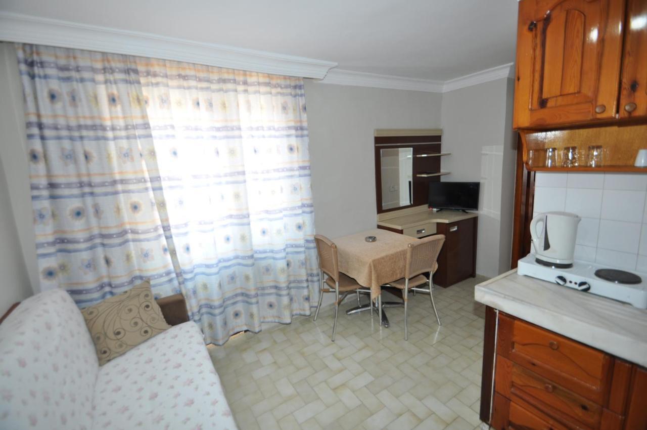 Defne & Zevkim Hotel Marmaris Bagian luar foto