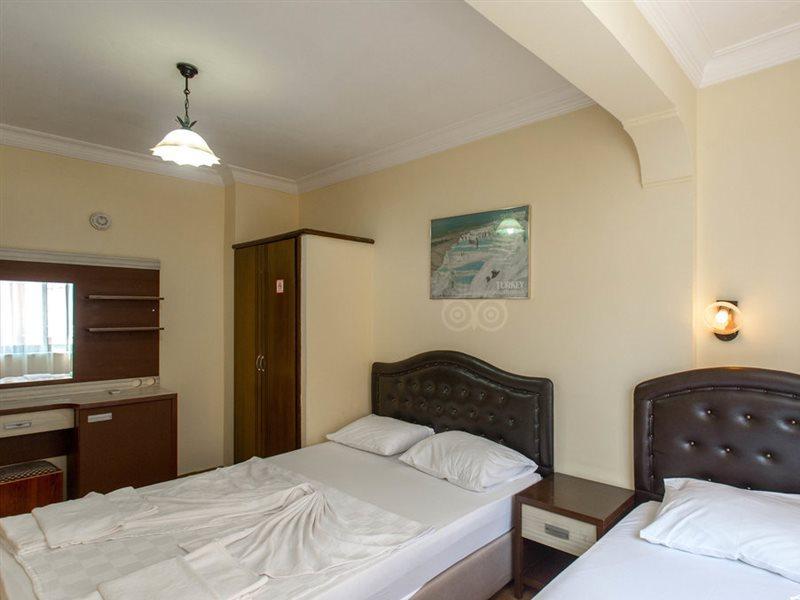 Defne & Zevkim Hotel Marmaris Bagian luar foto
