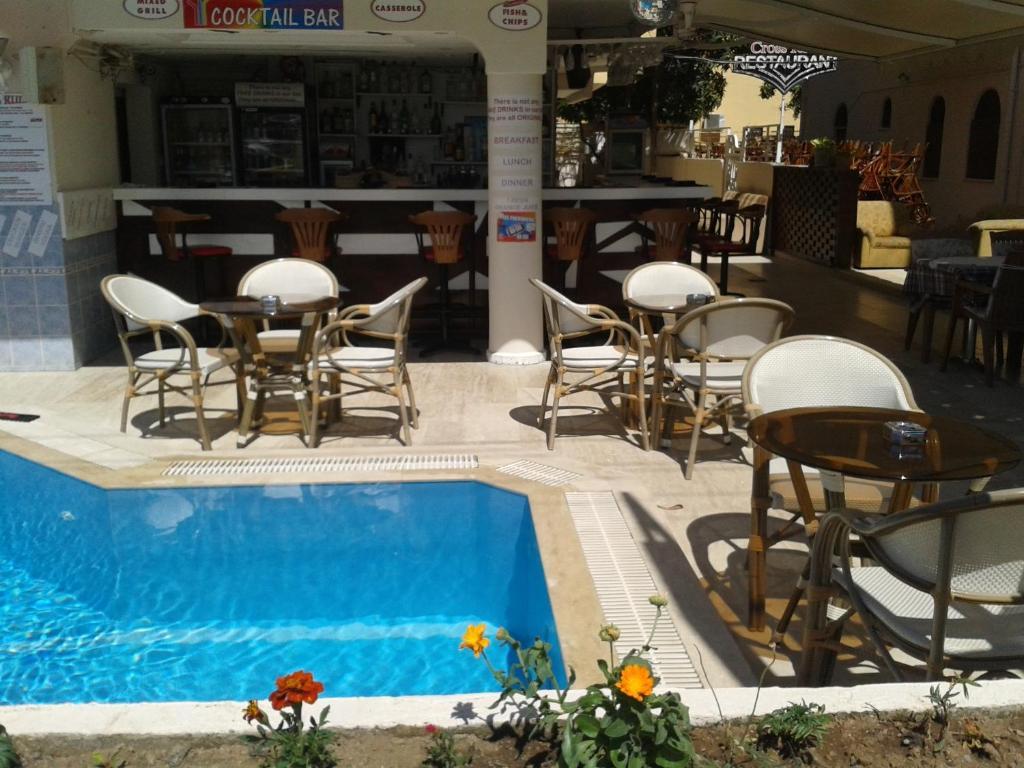 Defne & Zevkim Hotel Marmaris Bagian luar foto